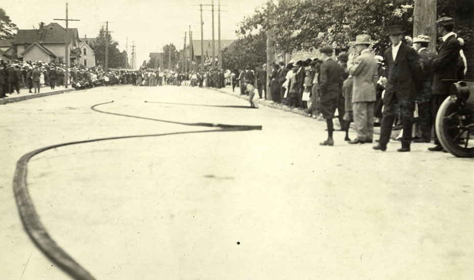 Hose Fight, 1916