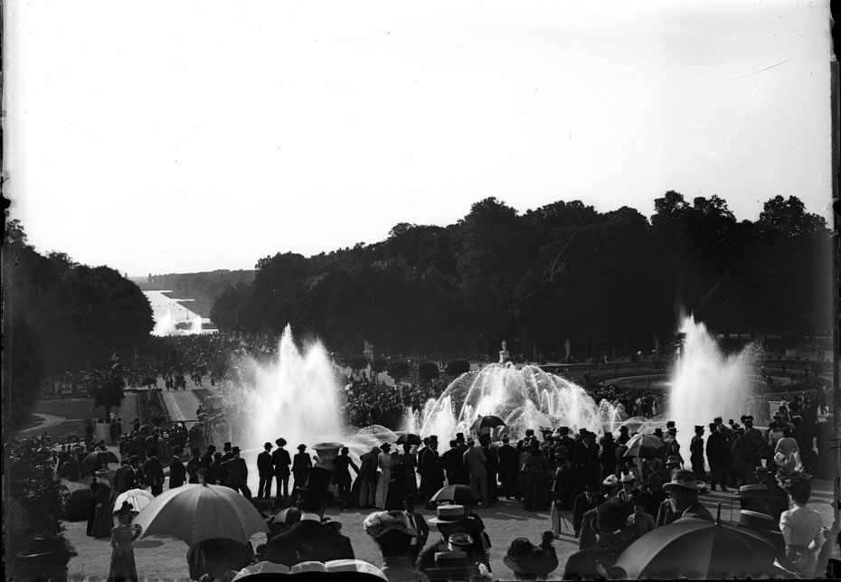 Gardens at Versailles, circa 1900