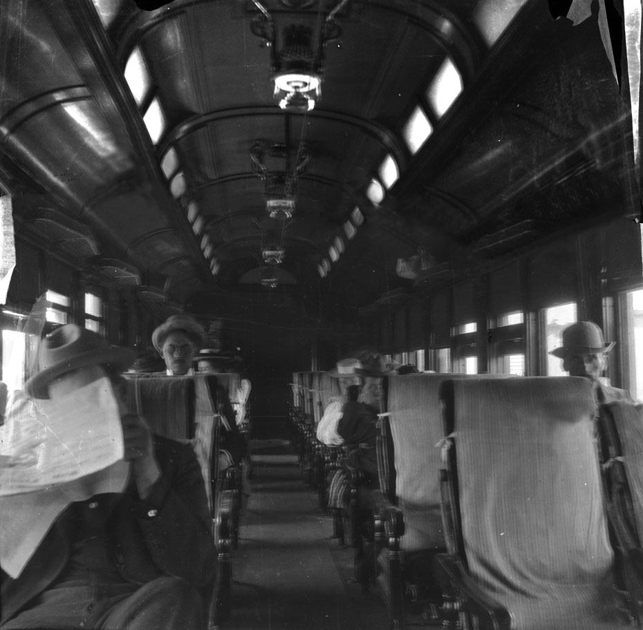 Strangers on a Train, 1900