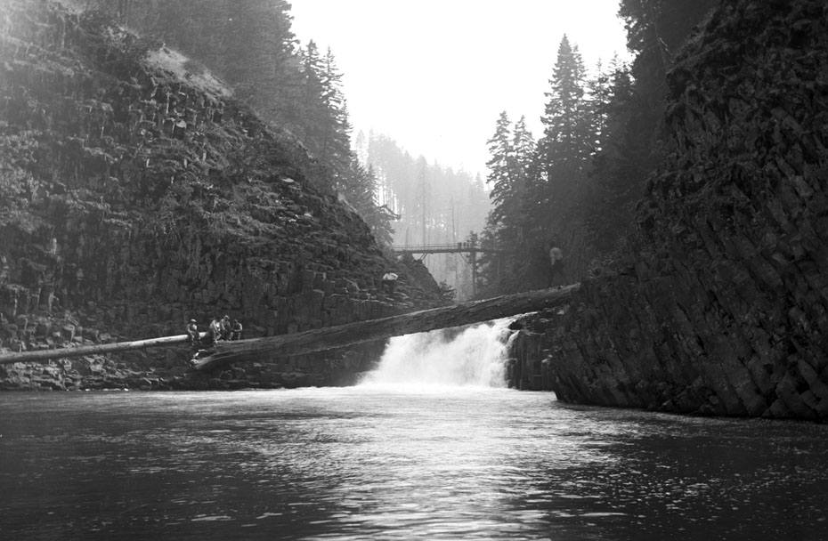 Punchbowl Falls Circa 1900