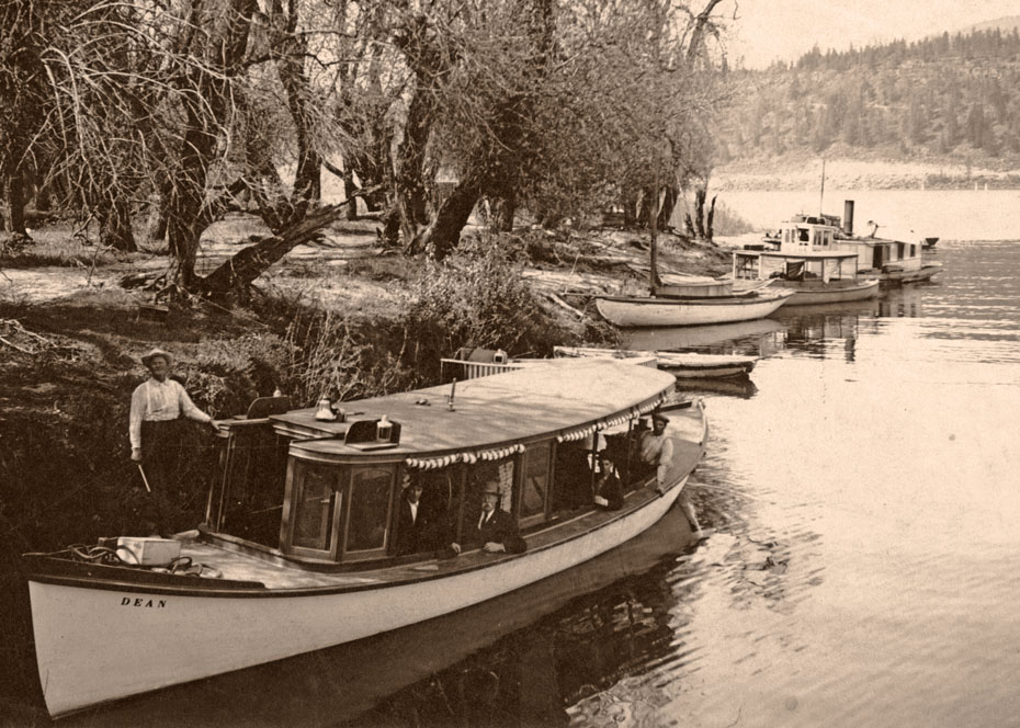 Boating in the Delta