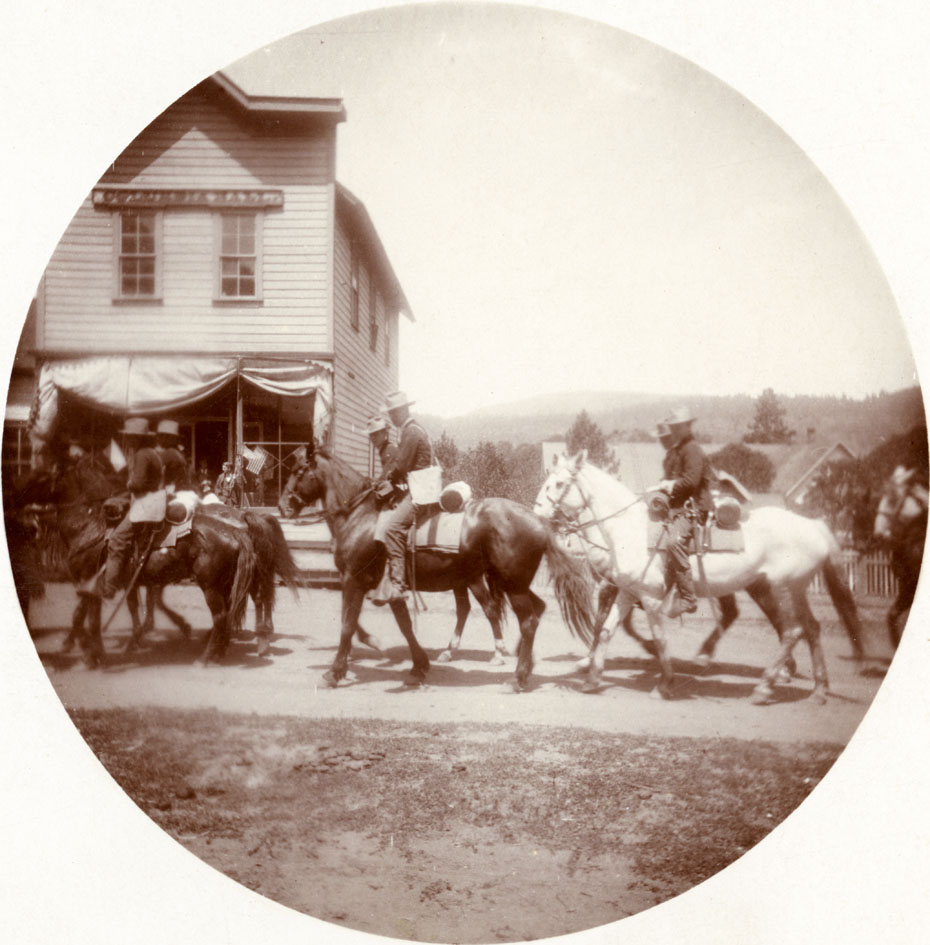 Troops on Oak Street, 1898