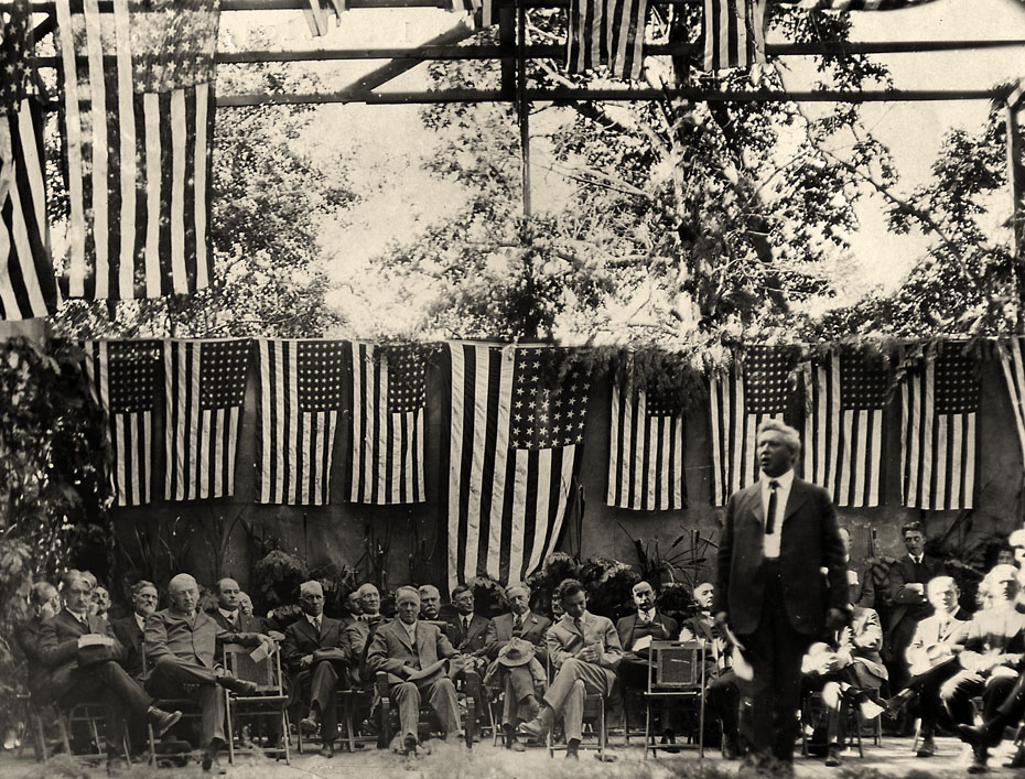 Speechifying, 1920