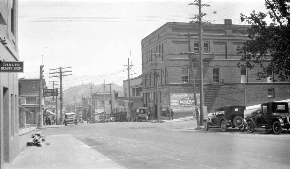Oak Street 1924