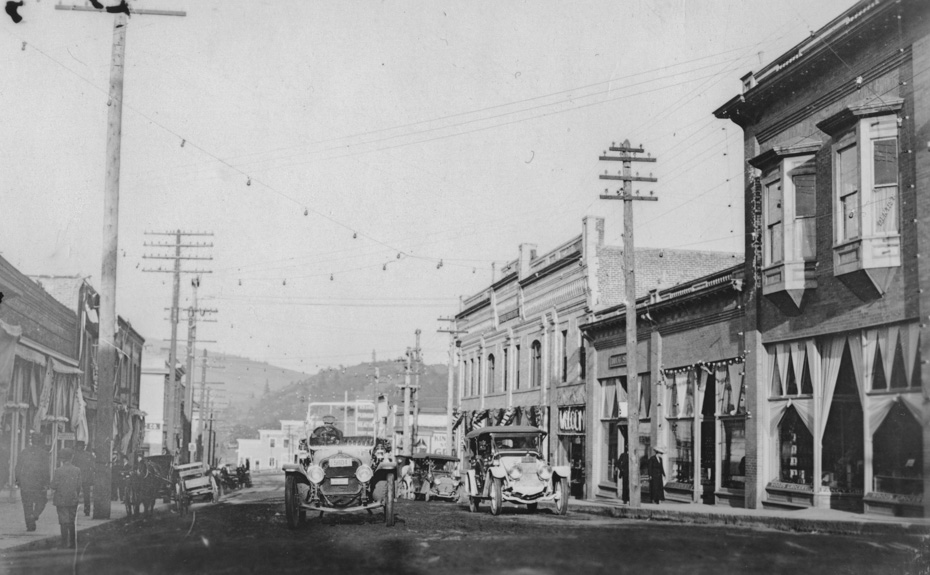 Oak Street, circa 1915