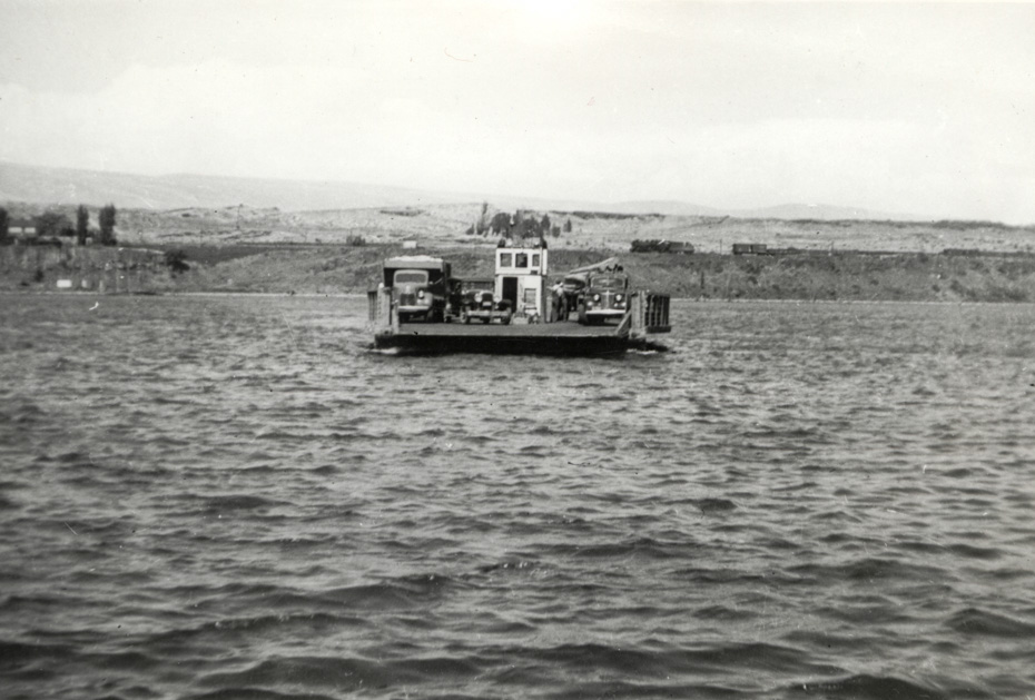 The Dalles Ferry
