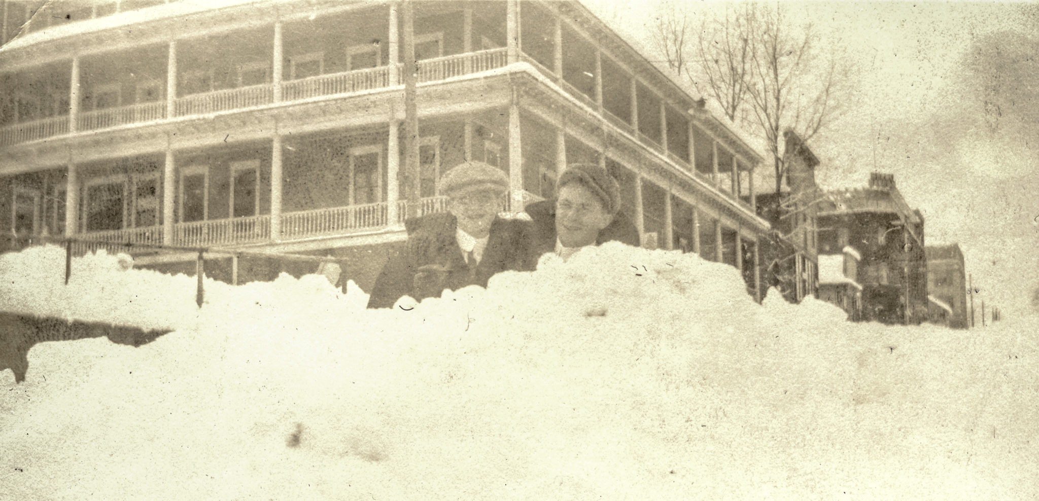 Snow Day with the Thomsons
