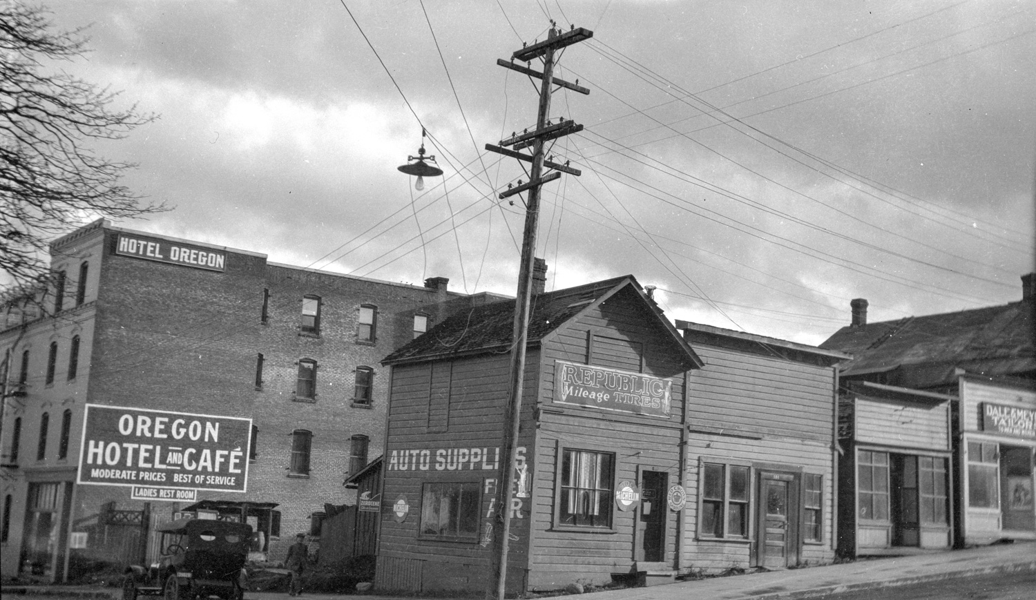 Third and Cascade