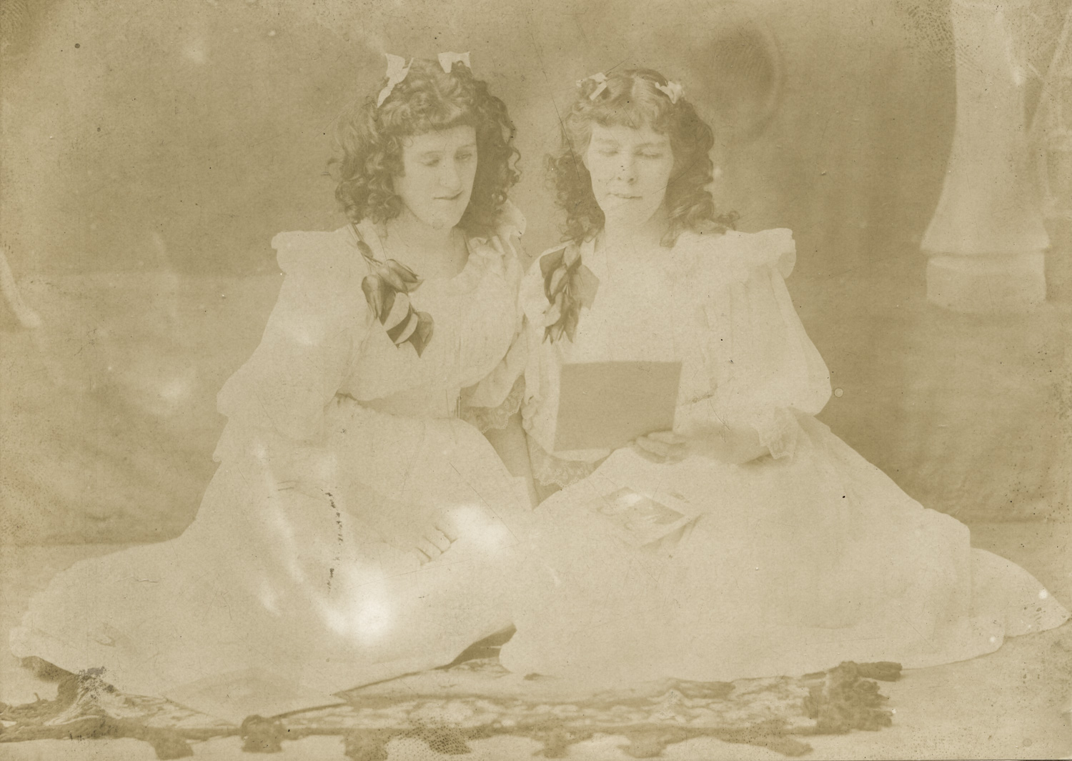 Cora and Mattie Mayes